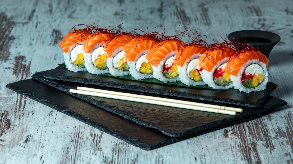 Летнее обновление меню от ROCO Sushi фото1